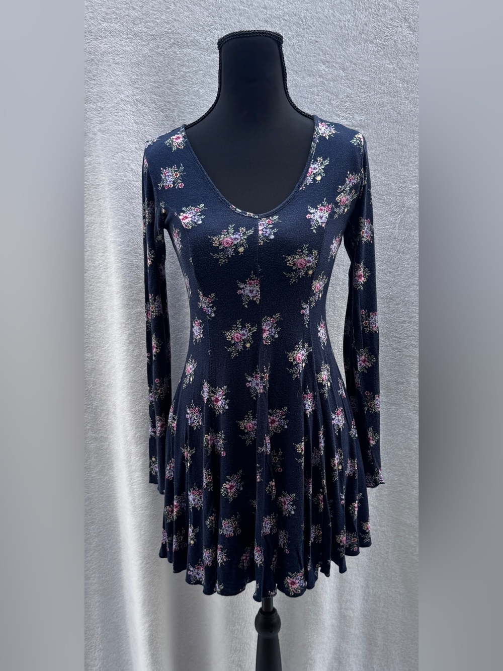 Forever 21 Navy Floral Long-Sleeve Swing Dress